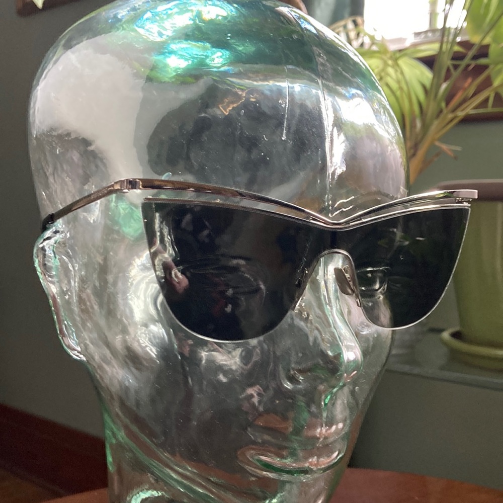 New Saint Laurent sunglasses 😎